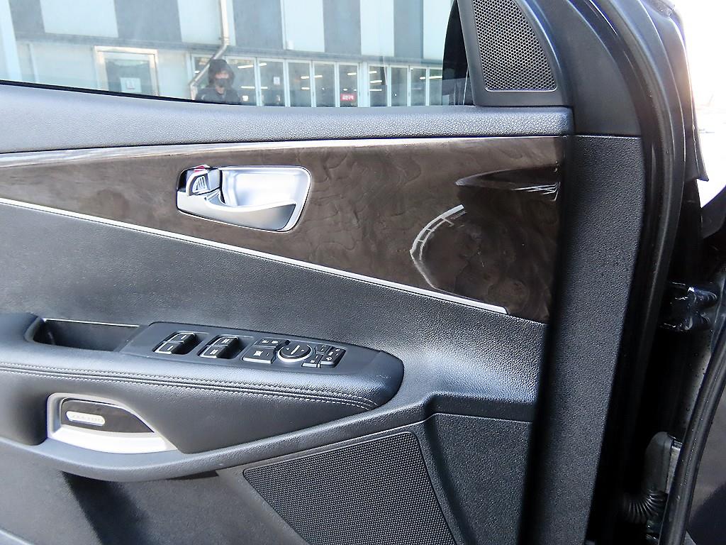 KIA Sorento - Vista 11