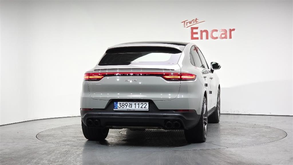 Porsche Cayenne - Vista 4