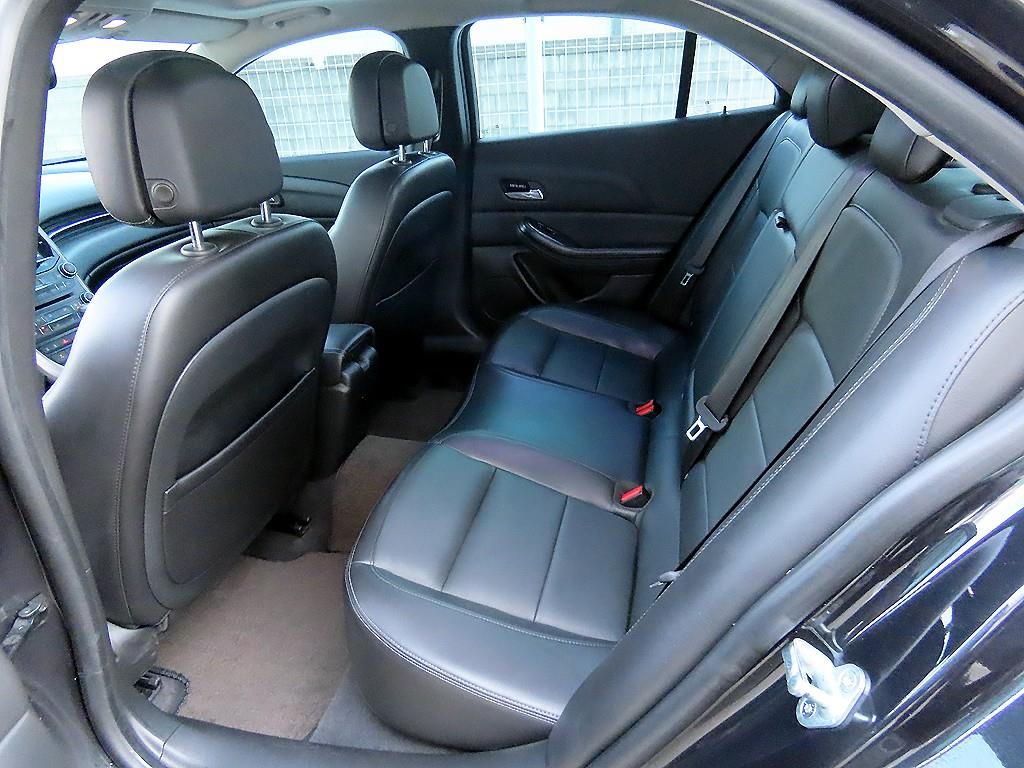 Chevrolet Malibu - Vista 6