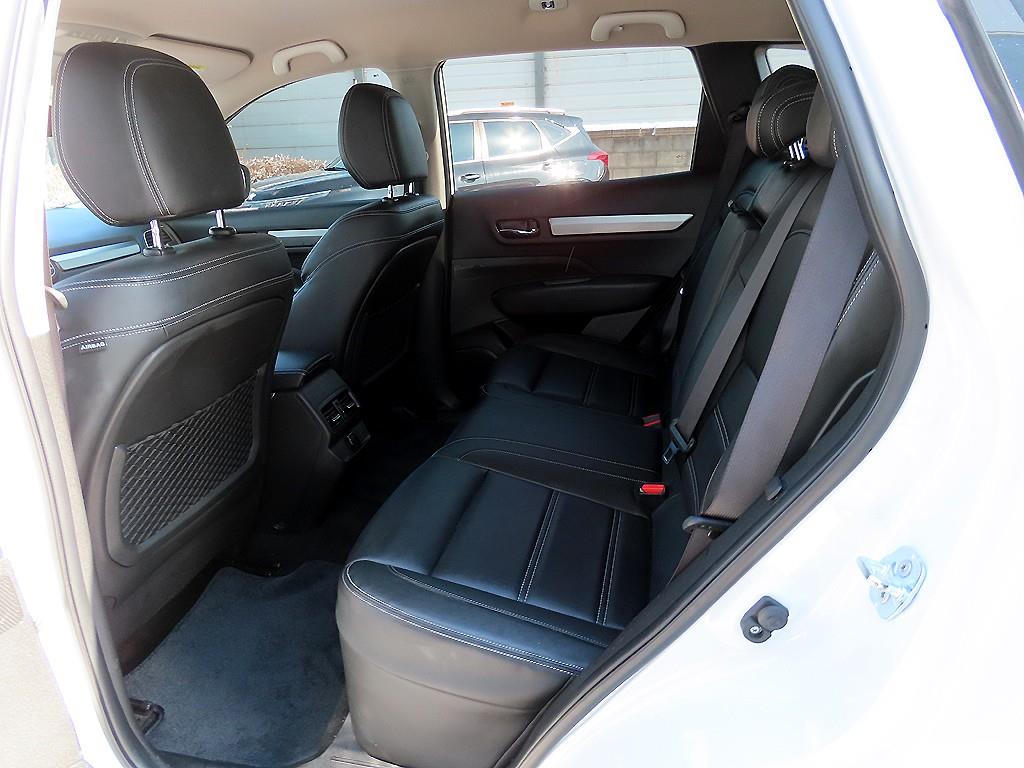 SAMSUNG QM6 - Vista 6