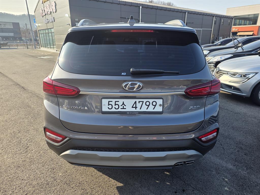 HYUNDAI Santa Fe - Vista 4