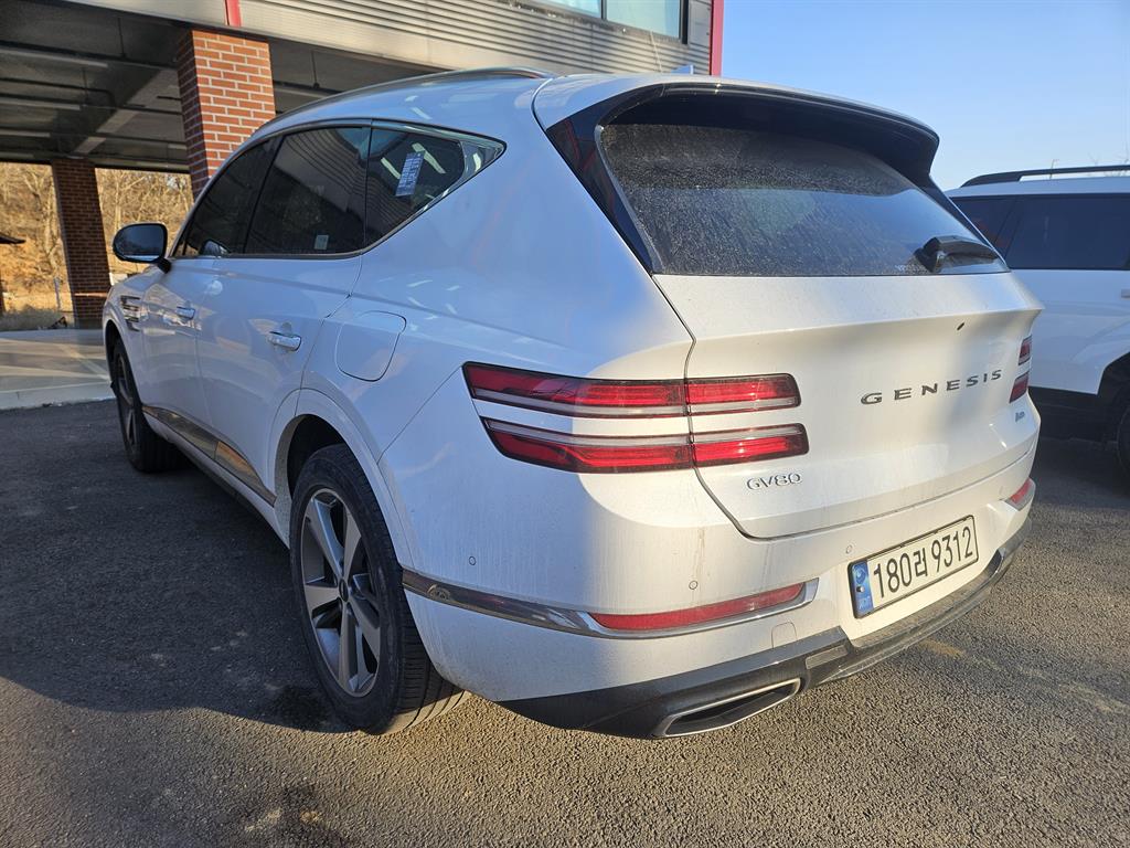 Genesis GV80 - Vista 4