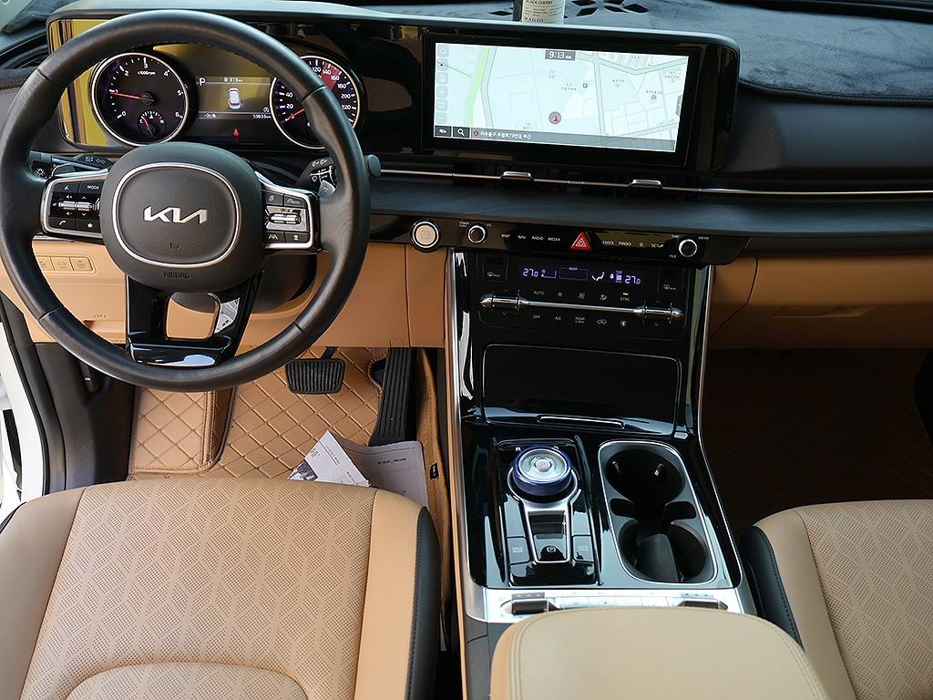 KIA Carnival - Vista 9