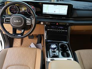 KIA Carnival - Vista 10