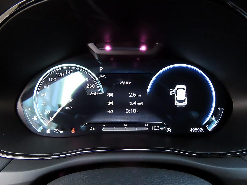 Genesis GV70 - Vista 9