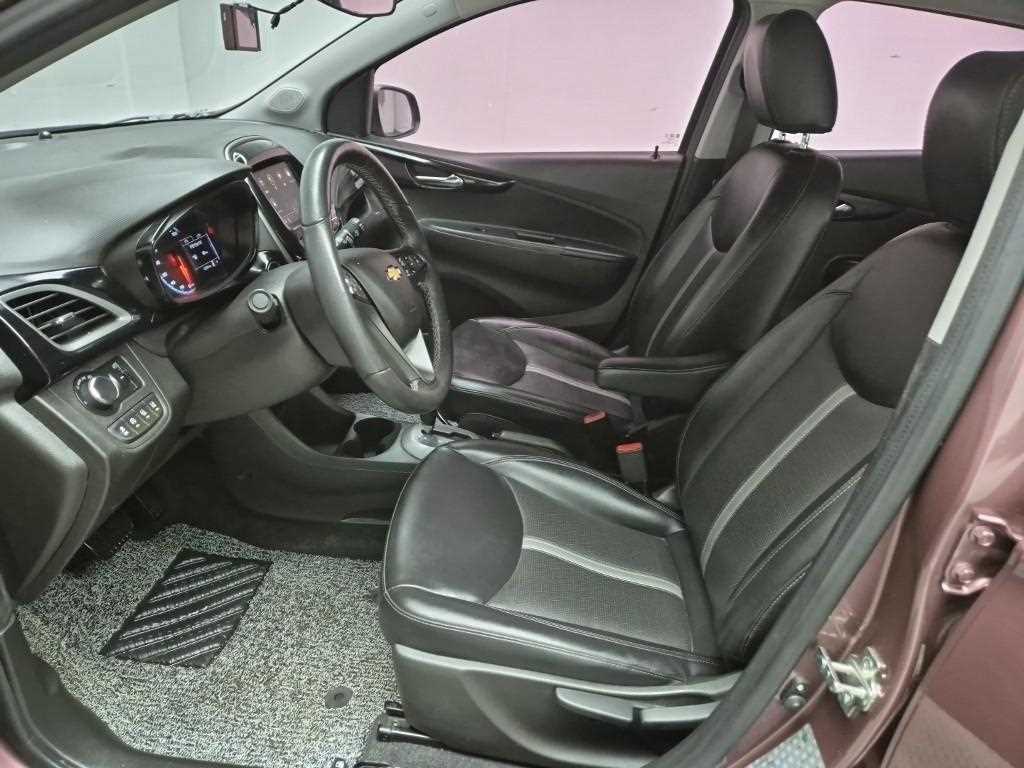 Chevrolet Spark - Vista 11