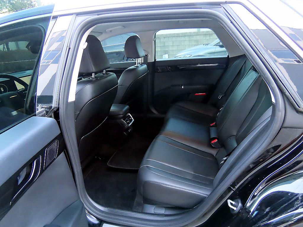 HYUNDAI Grandeur - Vista 6