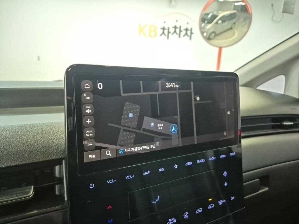 HYUNDAI Staria 2022 Plateado - Importación desde Corea - HF Imports Iquique - Foto 13