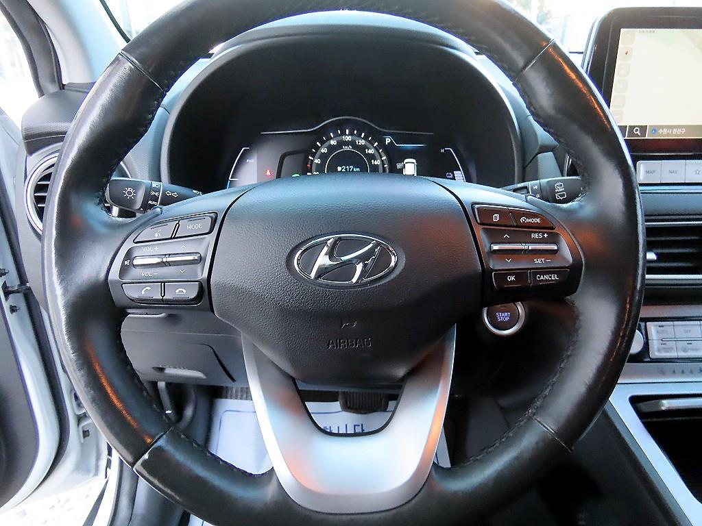 HYUNDAI Kona - Vista 8