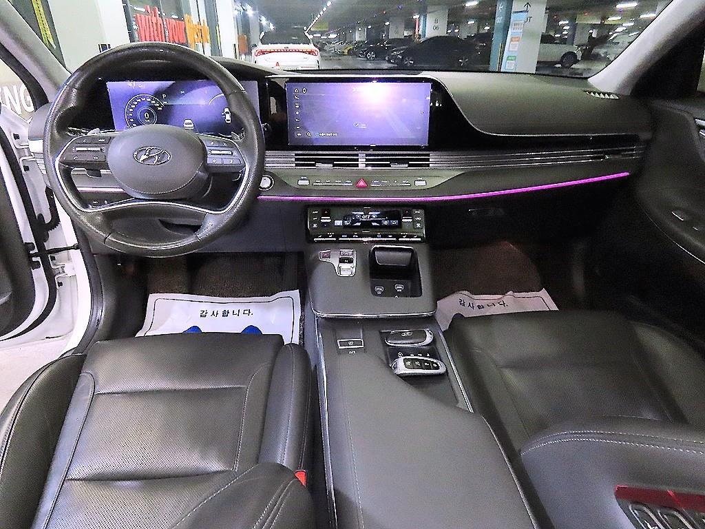 HYUNDAI Grandeur - Vista 6