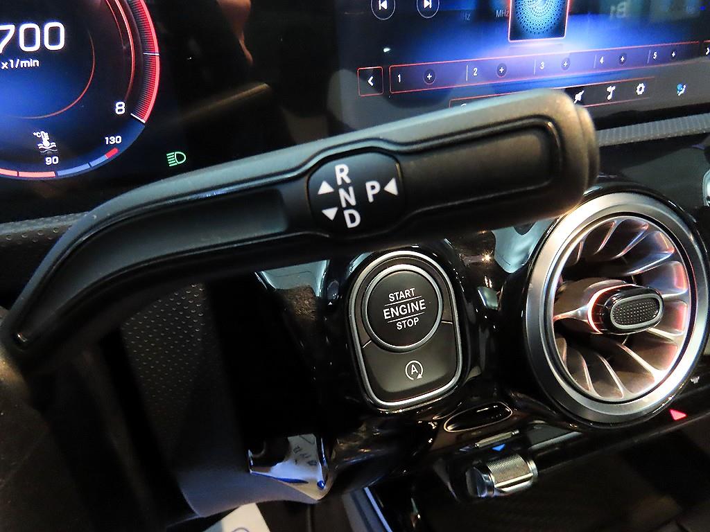 Mercedes Benz CLA Class - Vista 12