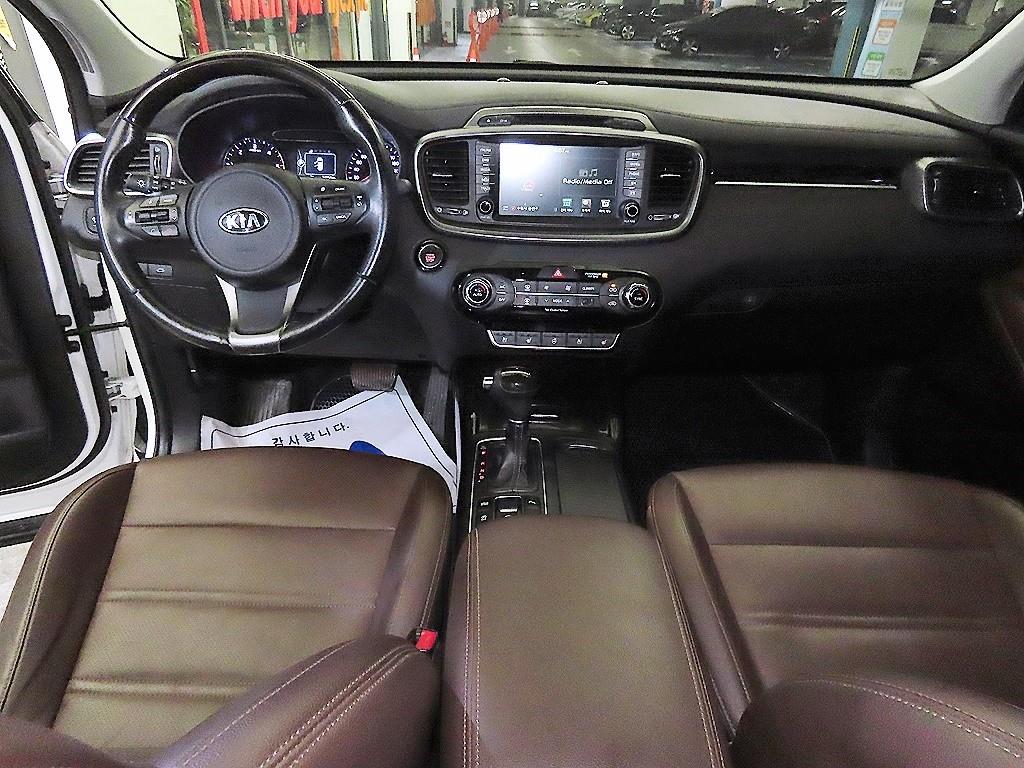 KIA Sorento - Vista 10