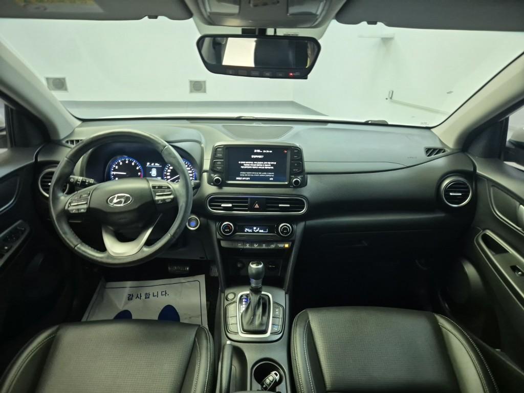 HYUNDAI Kona - Vista 6