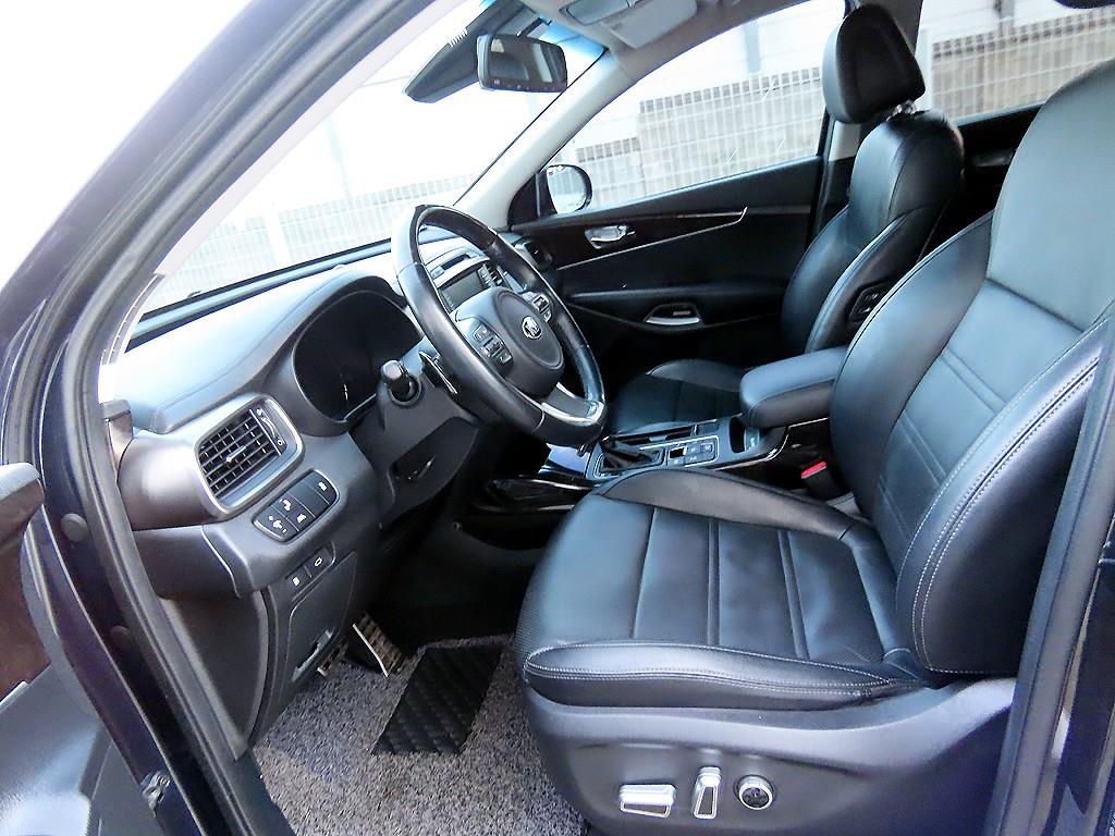 KIA Sorento - Vista 5