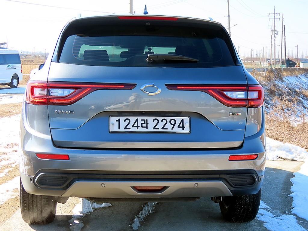 SAMSUNG QM6 - Vista 4