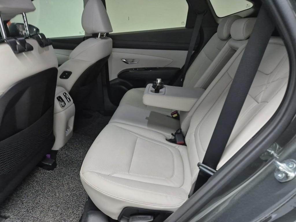 HYUNDAI Tucson 2024 Gris - Importación desde Corea - HF Imports Iquique - Foto 13