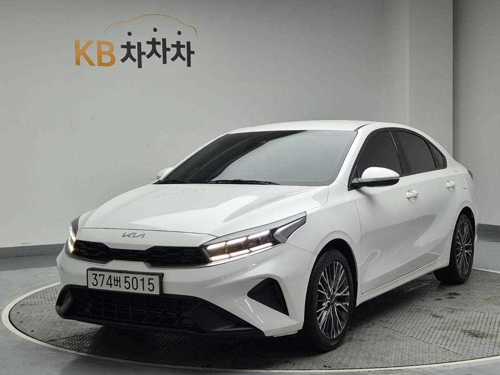 KIA K3 2024 Blanco - Importación desde Corea - HF Imports Iquique - Foto 1