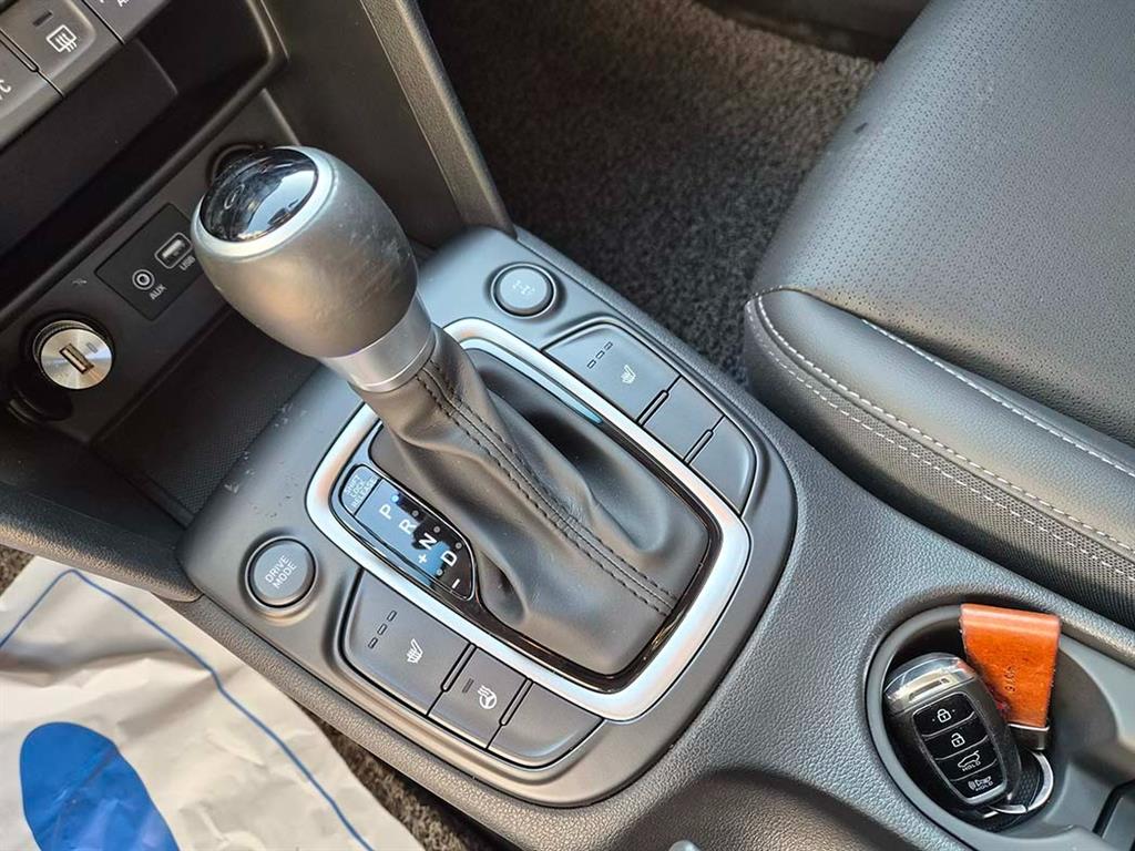 HYUNDAI Kona - Vista 11