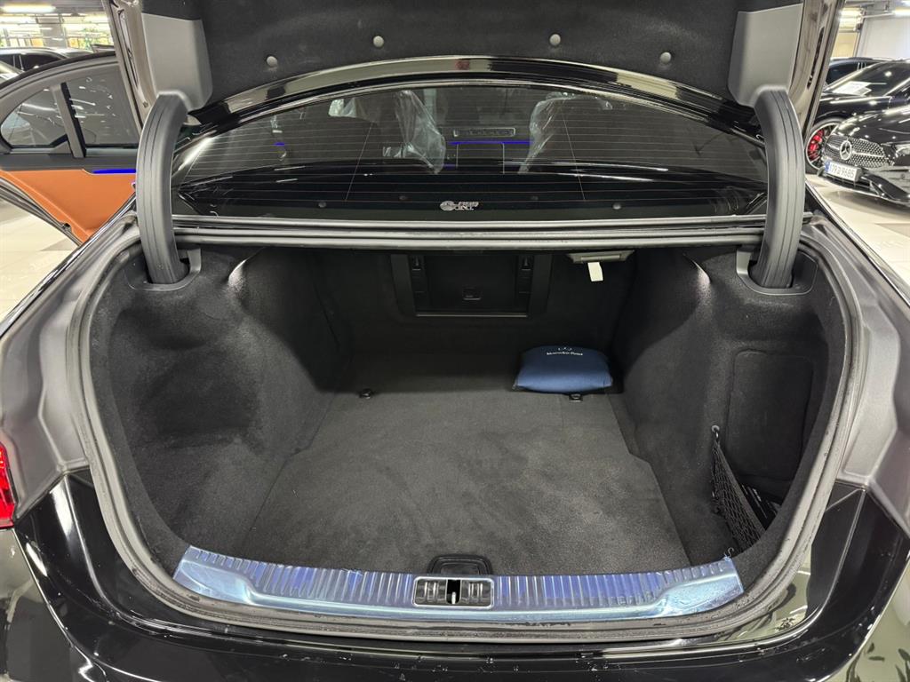 Mercedes Benz S Class 2024 Negro - Importación desde Corea - HF Imports Iquique - Foto 14