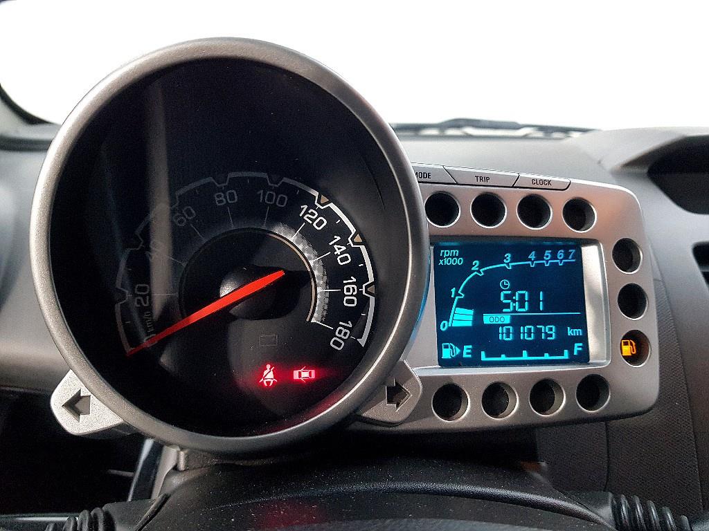 Chevrolet Spark - Vista 7