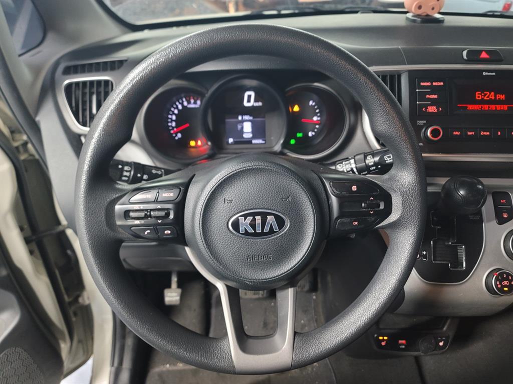 KIA Ray - Vista 8