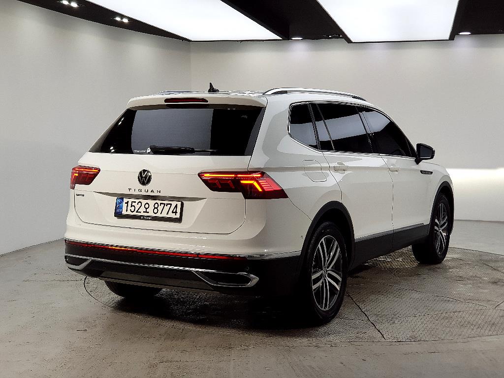 Volkswagen Tiguan - Vista 4