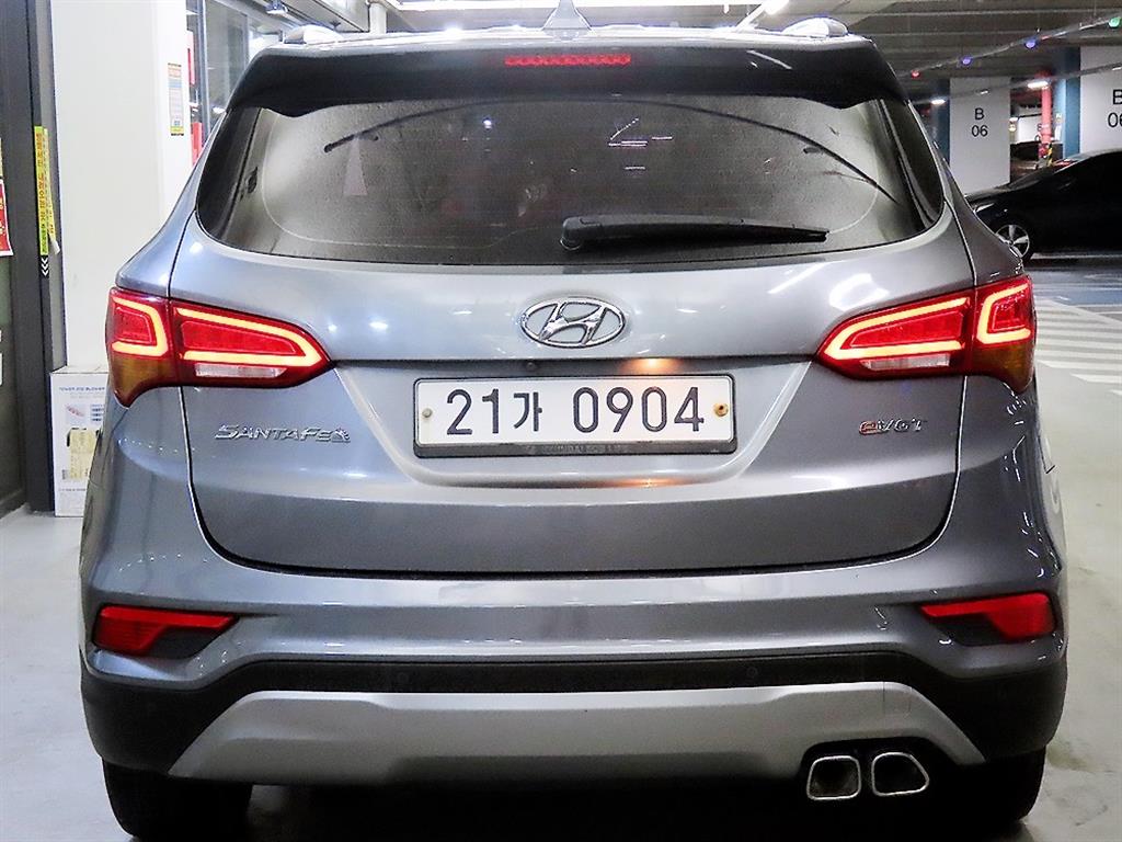 HYUNDAI Santa Fe - Vista 5