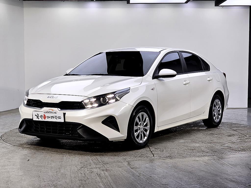 KIA K3 2022 Blanco - Importación desde Corea - HF Imports Iquique - Foto 1