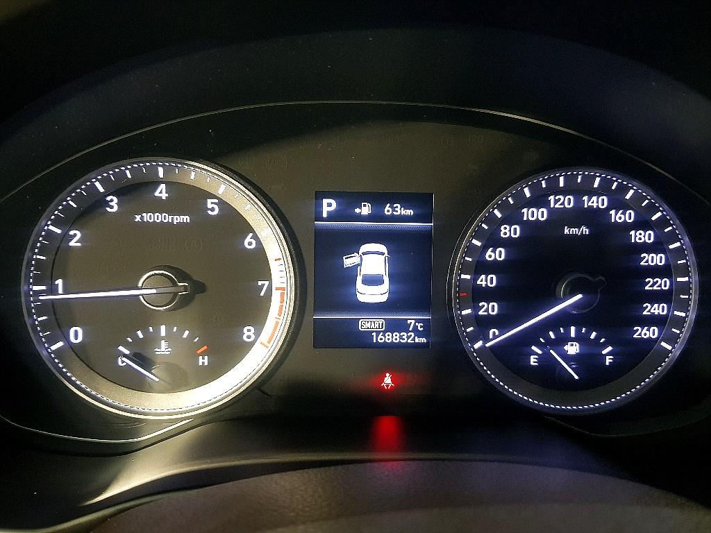 HYUNDAI Grandeur - Vista 8