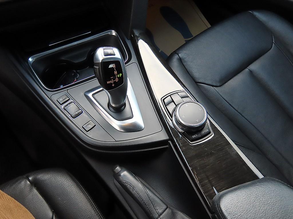 BMW 4 Series - Vista 11