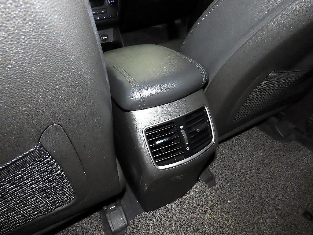 HYUNDAI Tucson 2017 Gris - Importación desde Corea - HF Imports Iquique - Foto 16