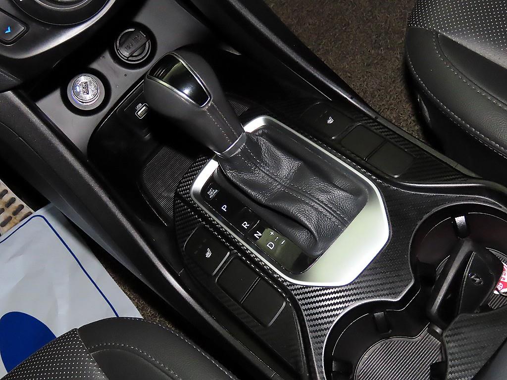 HYUNDAI Santa Fe - Vista 12