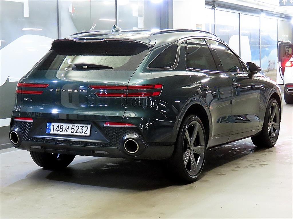 Genesis GV70 - Vista 4