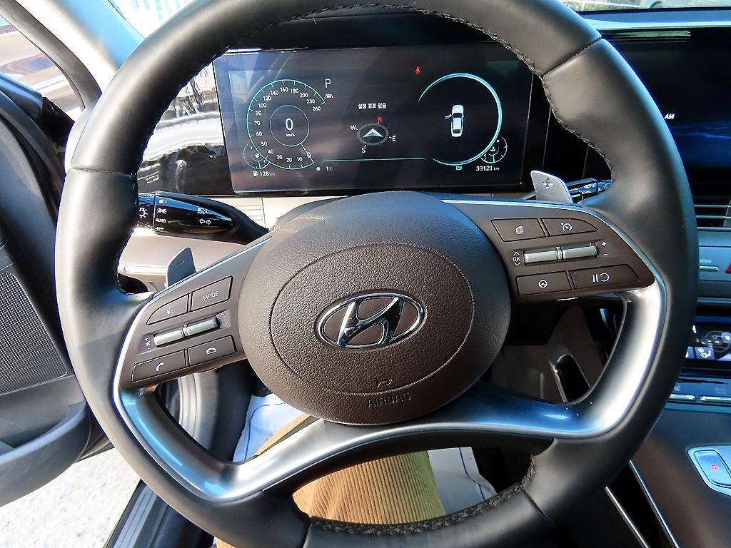 HYUNDAI Grandeur - Vista 8