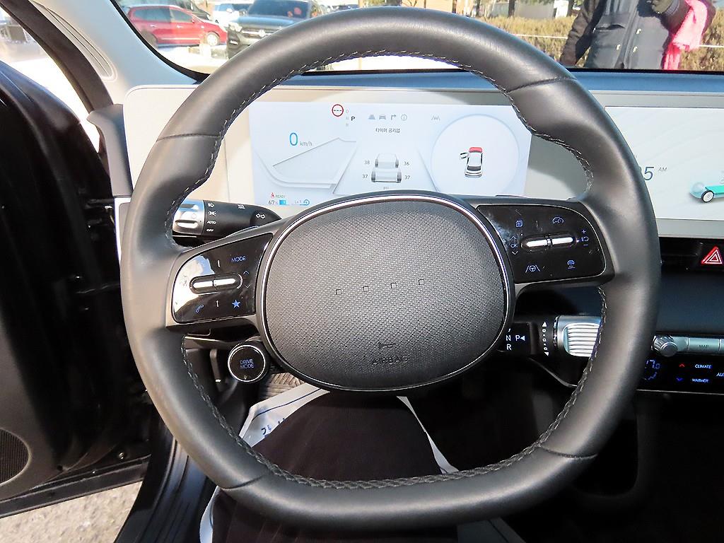 HYUNDAI Ioniq 5 - Vista 8