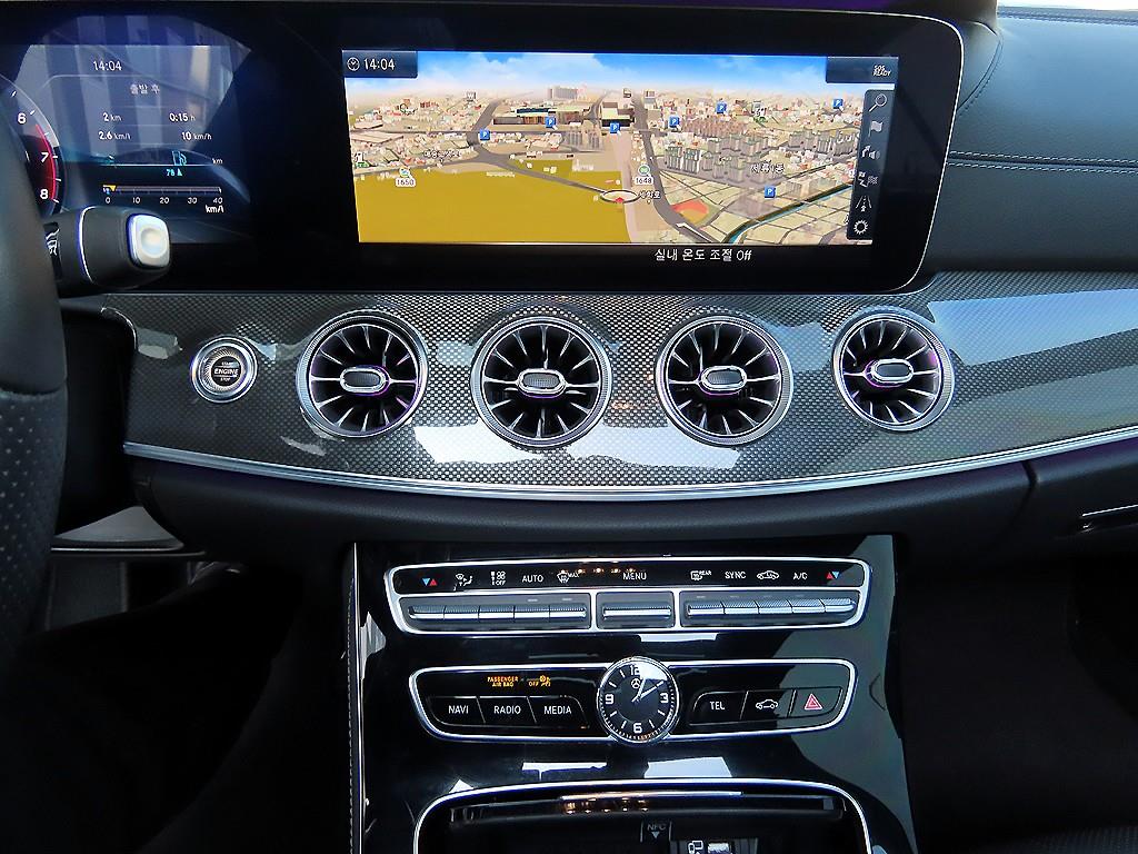 Mercedes Benz E class - Vista 12