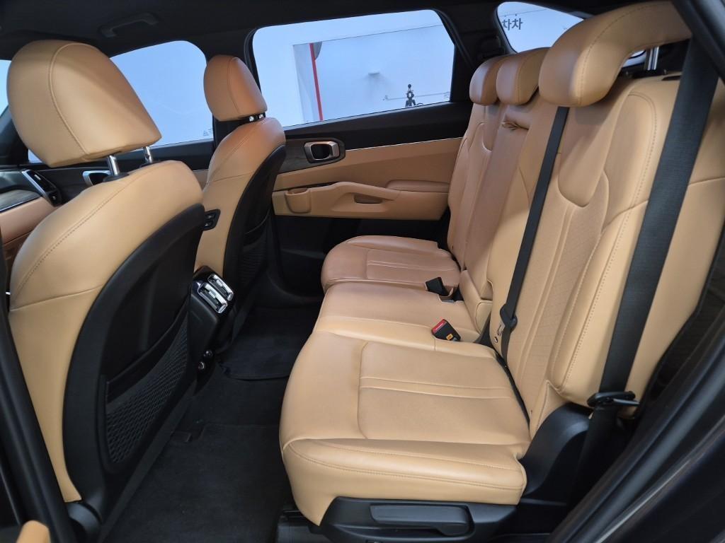 KIA Sorento - Vista 12