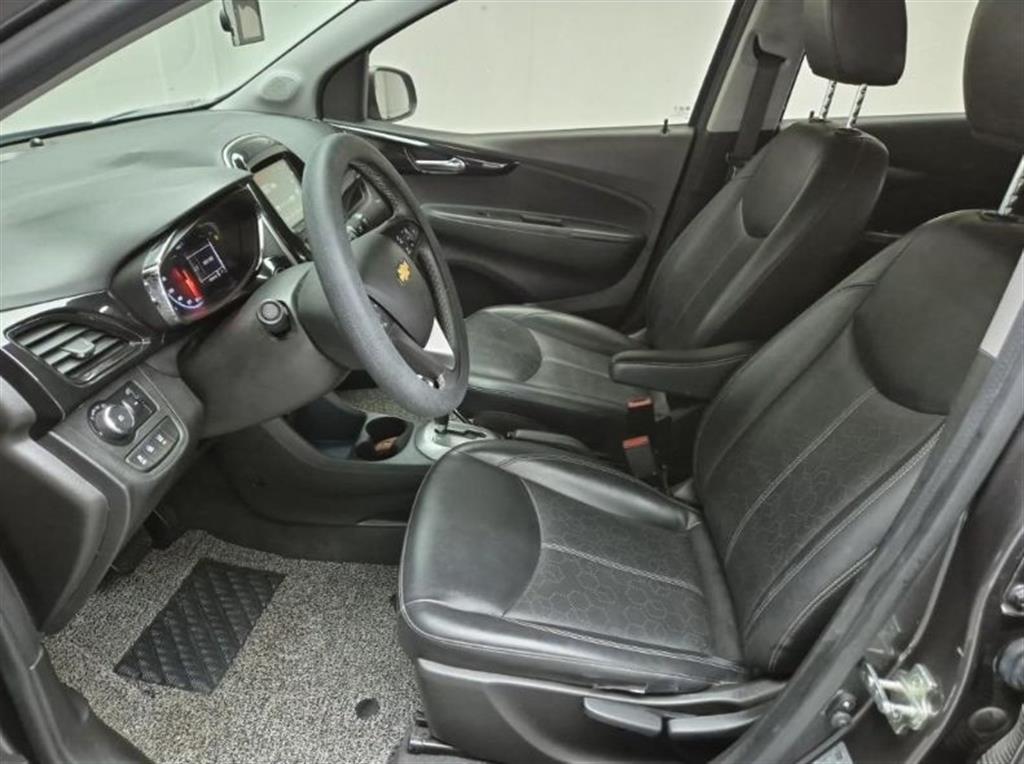 Chevrolet Spark - Vista 11