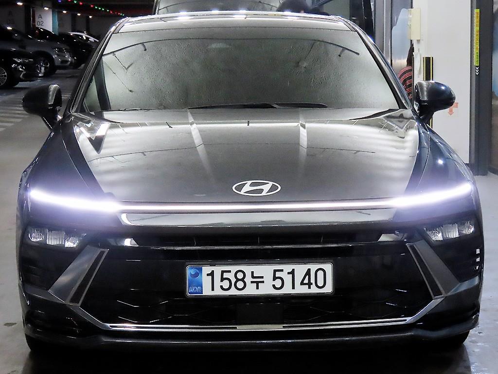 HYUNDAI Sonata - Vista 2