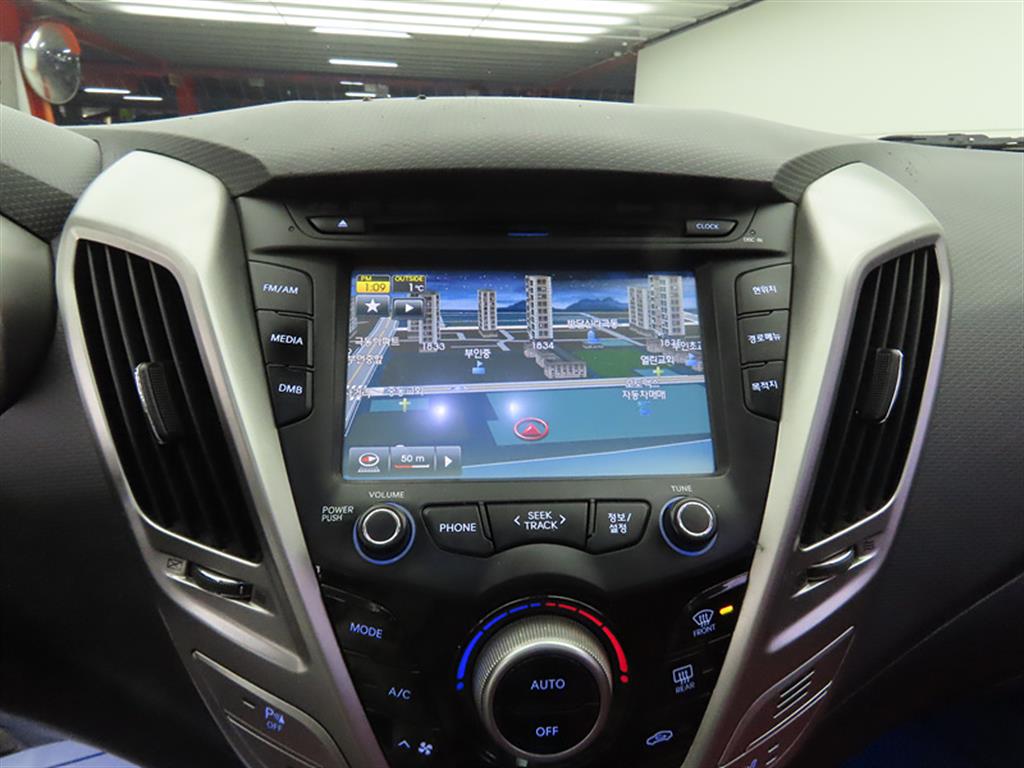 HYUNDAI Veloster - Vista 11