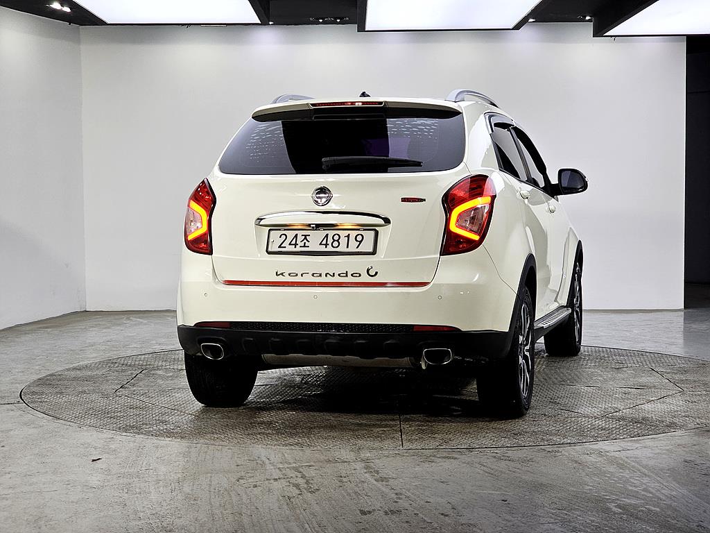 Ssangyong Korando - Vista 3