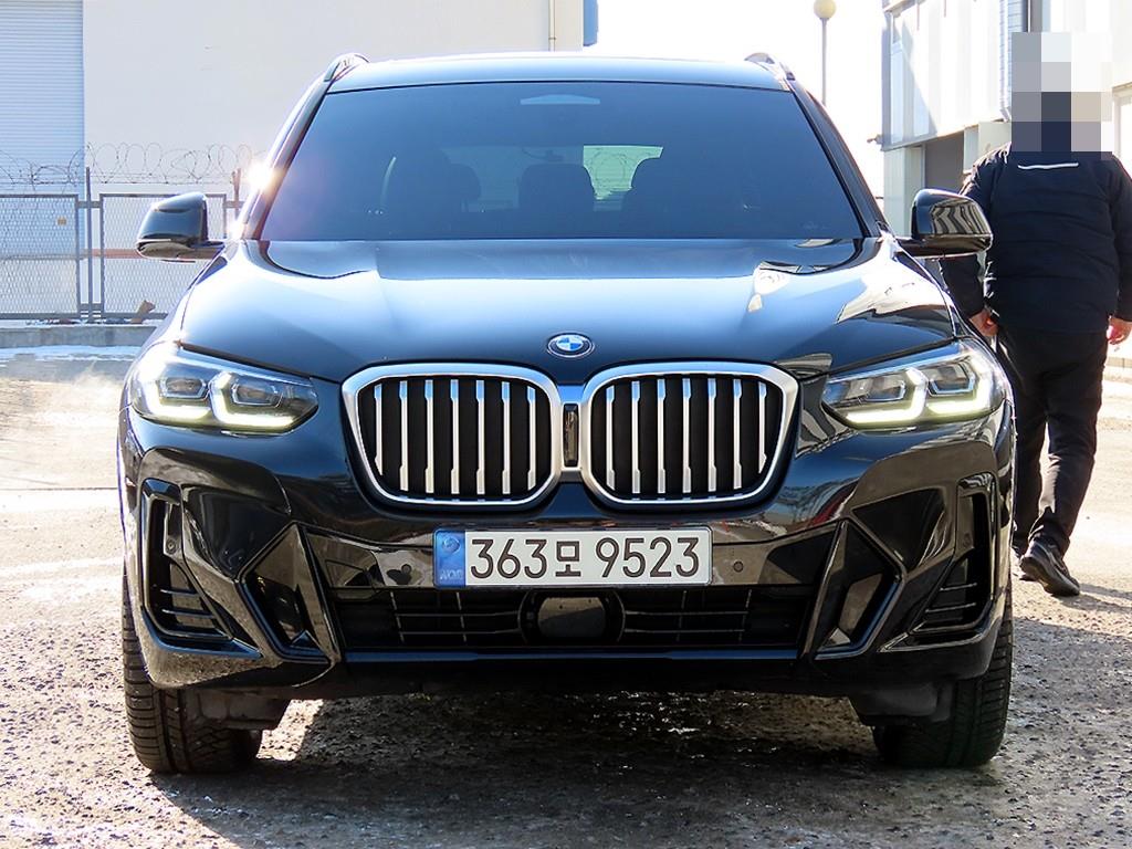 BMW X3 2022 Negro - Importación desde Corea - HF Imports Iquique - Foto 1