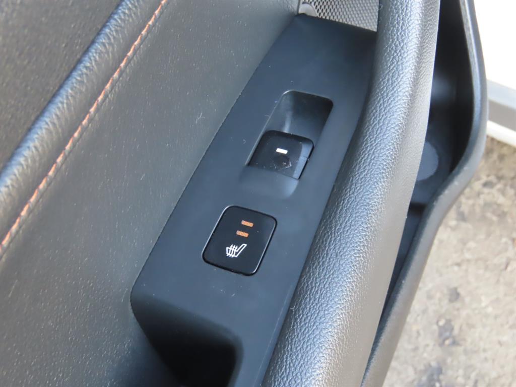 HYUNDAI Sonata - Vista 11