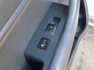 HYUNDAI Sonata - Vista 12