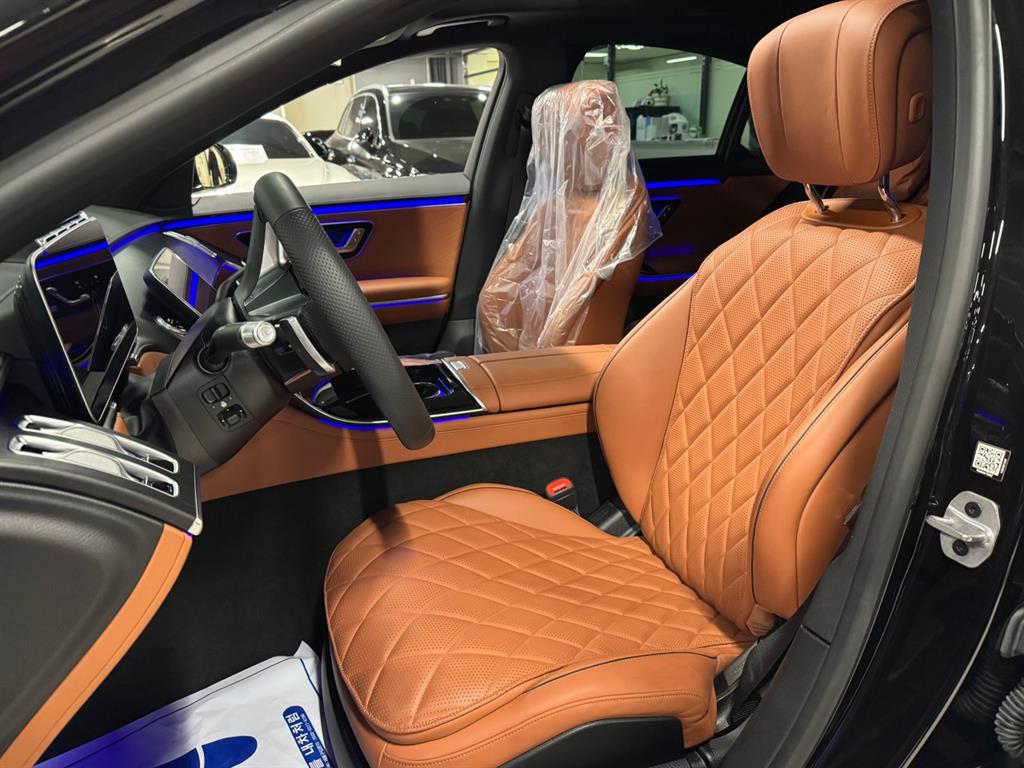 Mercedes Benz S Class - Vista 9