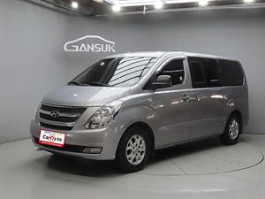 HYUNDAI Starex - Vista 4