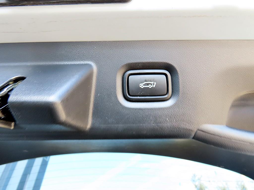 HYUNDAI Ioniq 5 2023 Gris - Importación desde Corea - HF Imports Iquique - Foto 17