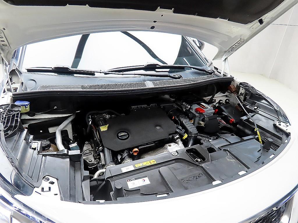 Peugeot 3008 2019 Blanco - Importación desde Corea - HF Imports Iquique - Foto 18
