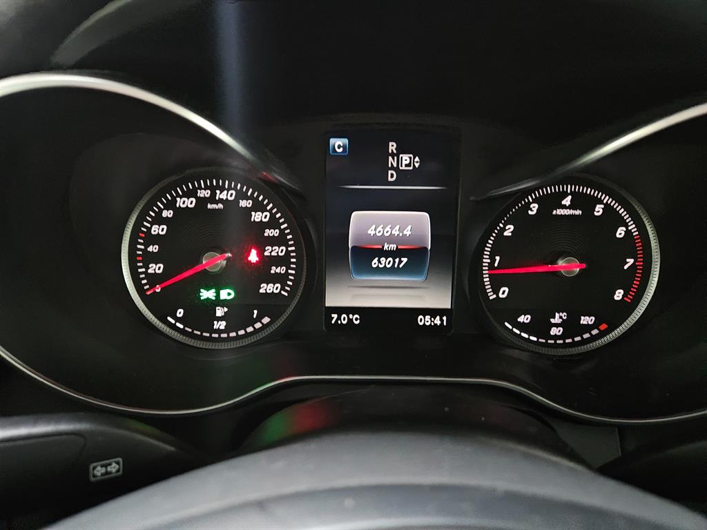 Mercedes Benz C Class - Vista 12