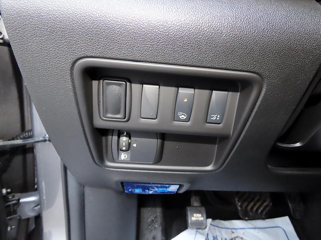 SAMSUNG QM6 - Vista 12